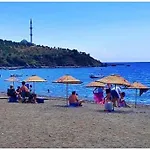 Bahce Kati Stuedyo Daire 1 Deniz Manzarali