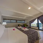 Goecek Marin B 4+1 Villa, Oezel Havuzlu