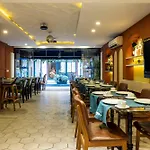 Raymond Hotel Old City