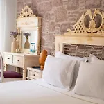 Cunda Mor Limon Otel