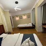 Volgarika Flats Hotel