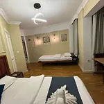 Volgarika Flats Hotel