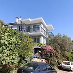 Olive Grove Mansion - Koesedere Village
