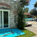 Marphe Hotel
