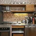 Akansu Apartment