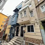 Cihangir Home