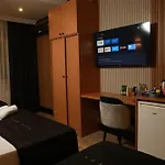 Rays Hotel Bakirkoey City Center