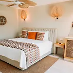 Doors Urla Hotel & Bungalows