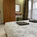 Capitol Old City Apartments