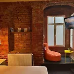 Authentic Flat Close To Istiklal Avenue
