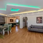 Dilek Apartments