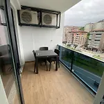 Rena Grand Residence & Suit