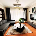 New Comfy Flat, 4Br, 4Acs, Taksim