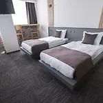 Dewy Hotel