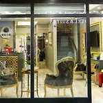 Grand Moon Hotel Suites