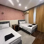 Dimbil Apart