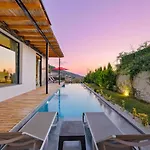 Amazing Luxurious Villa Bali Faralya By Luxury Group