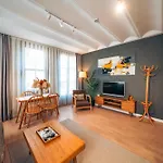 Kuledibi Suites, Historical 2-Bedroom Apartment No-1