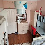 Beylikduezue Boelgesinde Ferah Bir Site Ici Konut