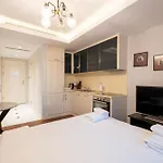 Luxury Apartments In Ofton Residence