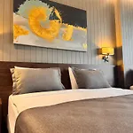 Ezkar Bathonea Art Istanbul Hotel