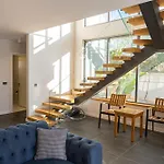 Cesme Lueks Huzurlu Yeni Villa