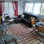 Havuzlu Beyaz Villa
