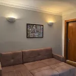 Perahomes Wooden Flat