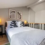 Private Fourlex House With Central Location