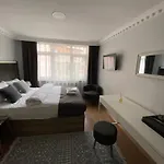 Lonca House