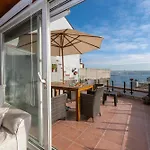 Bosphorus View-Airport Shutle-High Speed Wifi-Private Parking