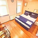 Taksim Luxurious Style Hotel
