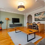 3-Bedroom Central Apartment
