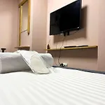 Life Artemis Otel