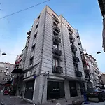 Jammy Hotel