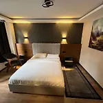 Skylife Oldcity Hotel