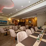 Villa Paradiso Hotel