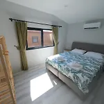 Golden Retreat Bungalows