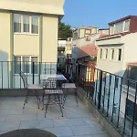 Gaia Art Hostel Hotel