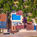 Leslion Hotel Turunc