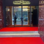 Ss Hotel