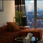 Luxury Apt In The 40 Plus Floor