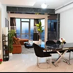 Luxury Apt In The 40 Plus Floor