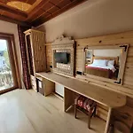 Saruhan Hotel