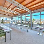 Ramada By Wyndham Istanbul Taksim