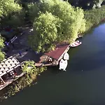 Wineport Lodge Agva Riverside Hotel & Winery