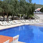 Wa Cesme Farm Hotel Beach Resort & Spa