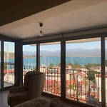 Deniz Manzarali Suites