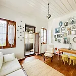 Macrahouse