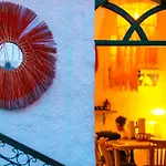 Pom Alacati Boutique Otel